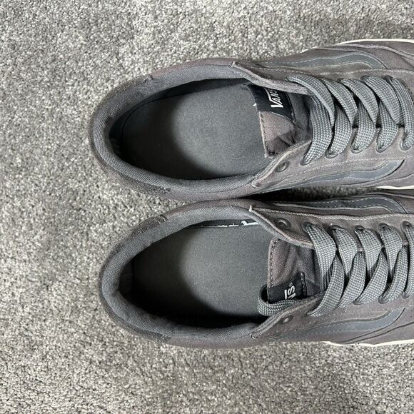 Vans Brooklyn LS Mens Size 13 Gray Low Top Comfort Athletic Skate Shoes Used